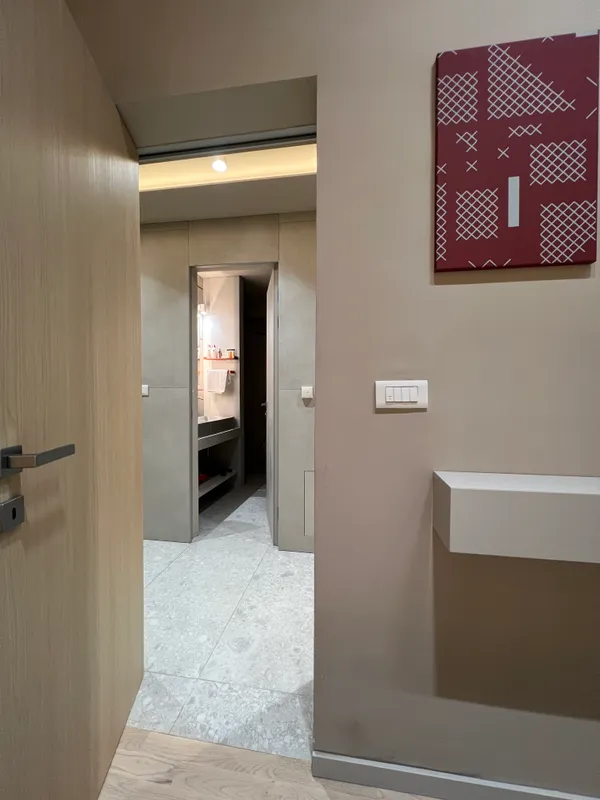 Bedroom1 - IMG_0292.JPG