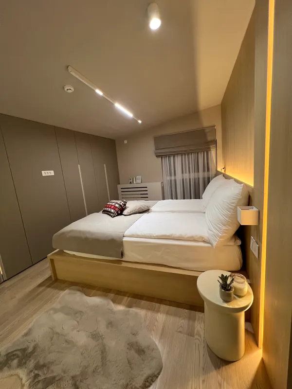 Bedroom2 - IMG_0452.JPG