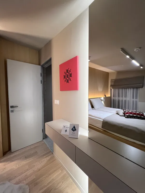 Bedroom2 - IMG_0458.JPG