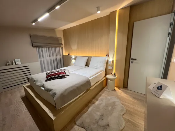 Bedroom2 - IMG_0460.JPG