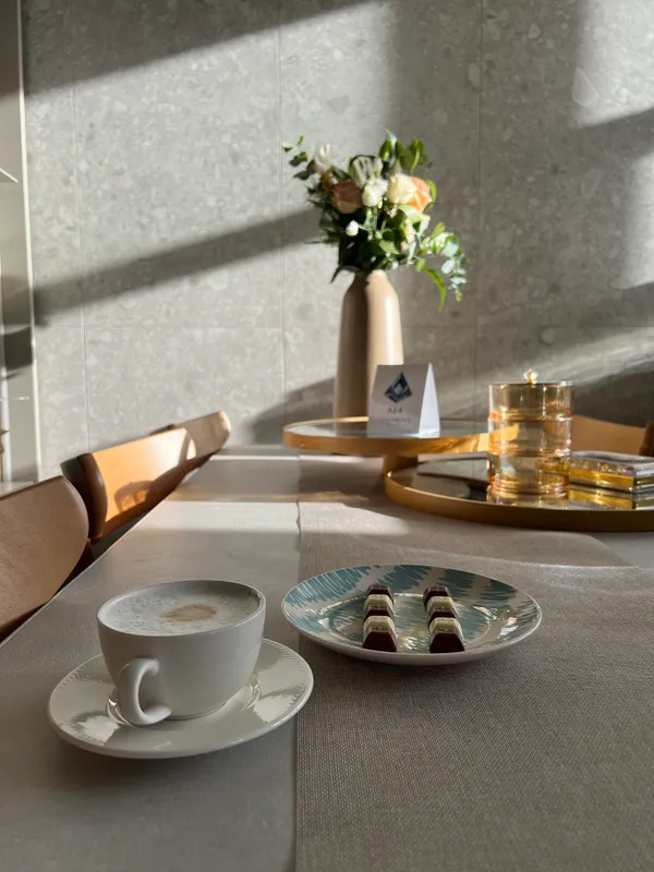 Dining Area - IMG_0533.JPG