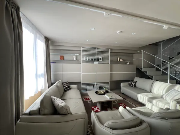 Living Room - IMG_0537.JPG