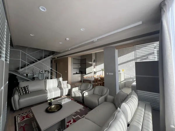 Living Room - IMG_0551.JPG