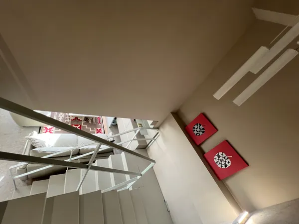 Hallway2 - IMG_0596.JPG