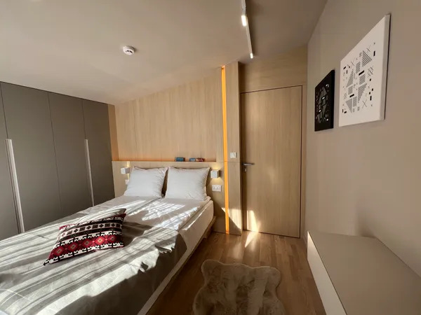 Bedroom3 - IMG_0610.JPG